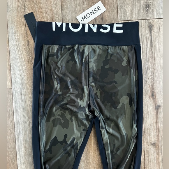 NEW MONSE Equinox Camo Leggings Size Small - Picture 4 of 5
